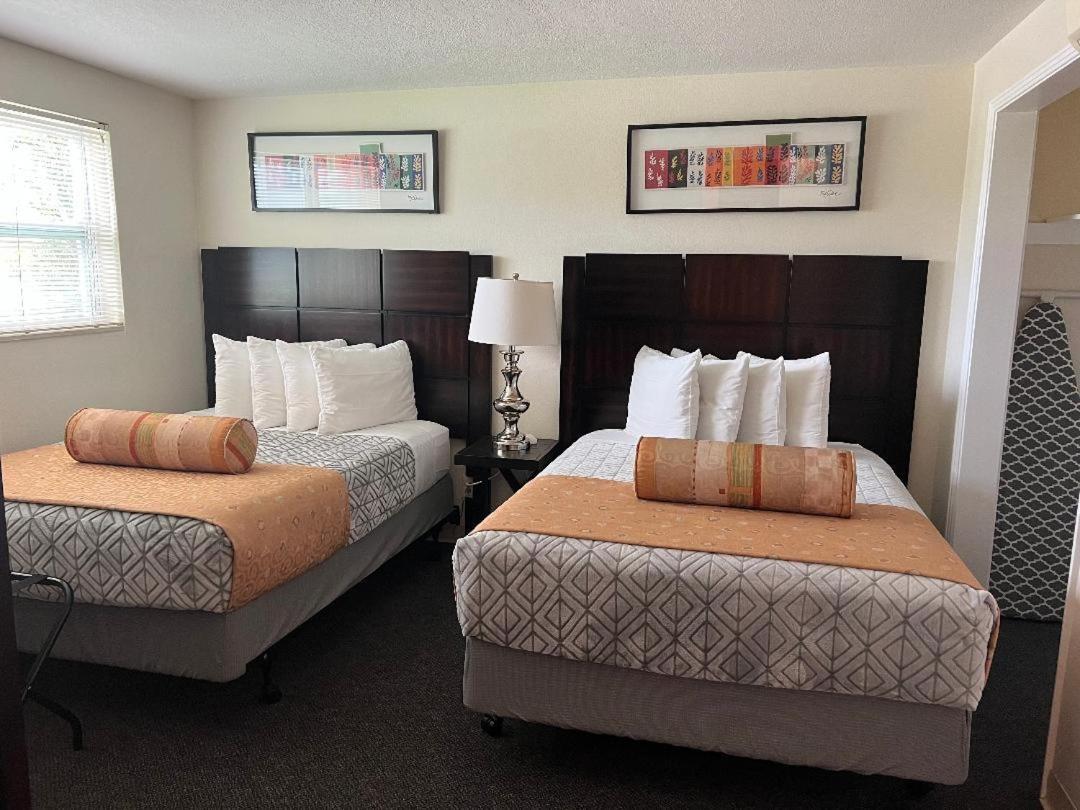 Beachside Resort Motel Сант Пит Бич Экстерьер фото