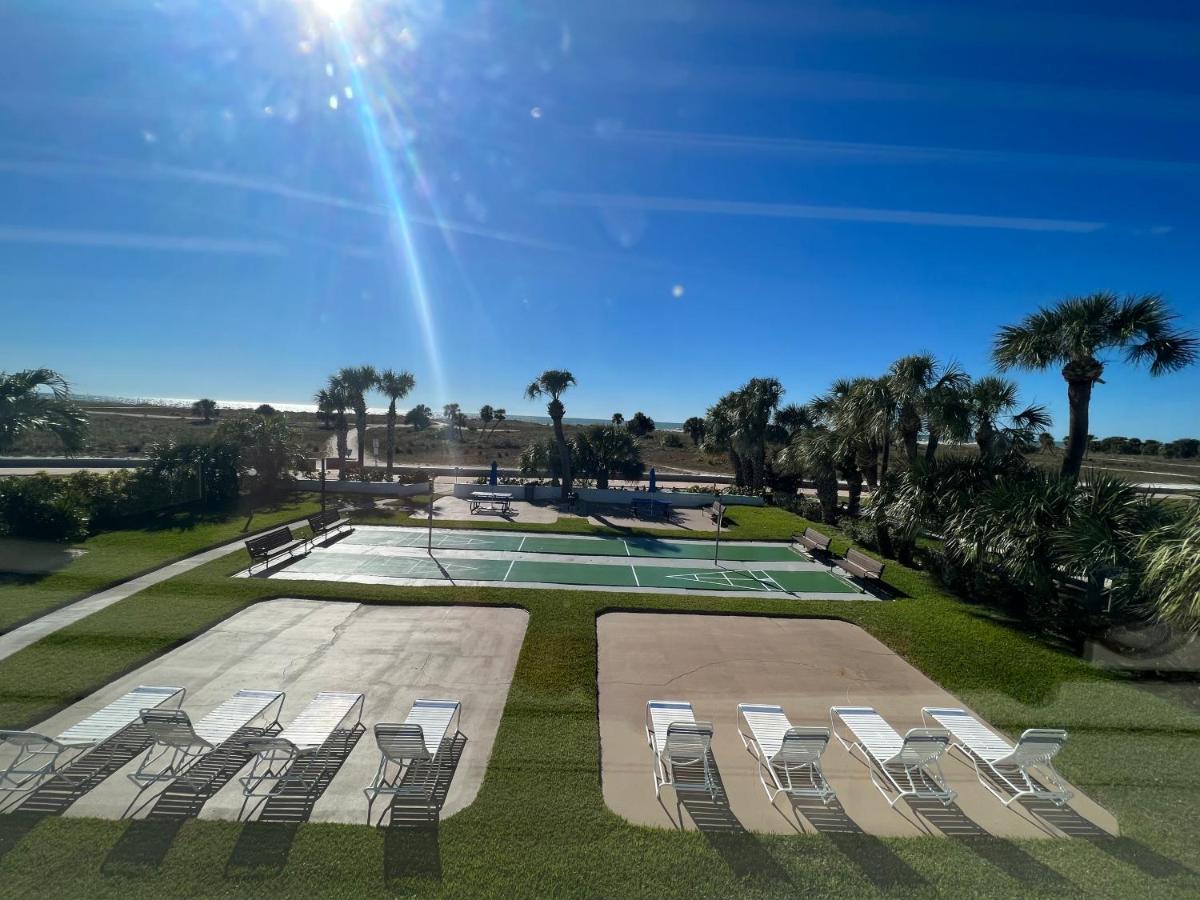 Beachside Resort Motel Сант Пит Бич Экстерьер фото