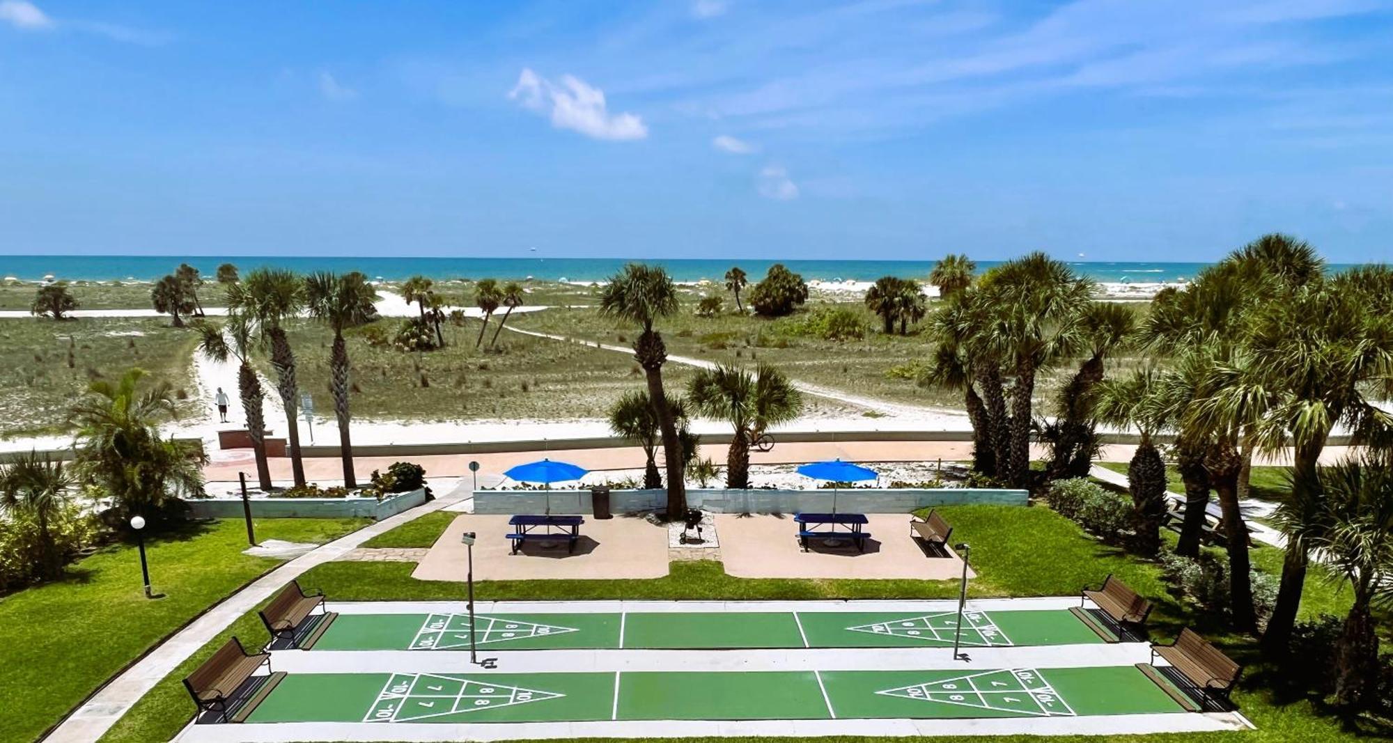 Beachside Resort Motel Сант Пит Бич Экстерьер фото